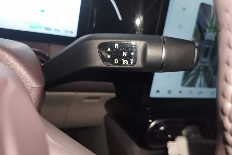 Used Leapmotor C11 2023 Pure Electric 500 Comfort Edition Gear Lever