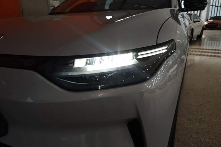Used Leapmotor C11 2023 Pure Electric 500 Comfort Edition Left Front Headlight