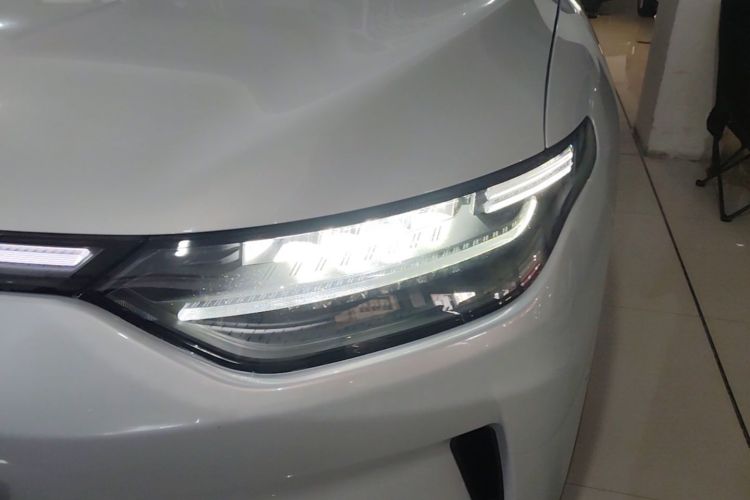 Used Leapmotor C11 2023 Pure Electric 500 Smart Edition Left Front Headlight