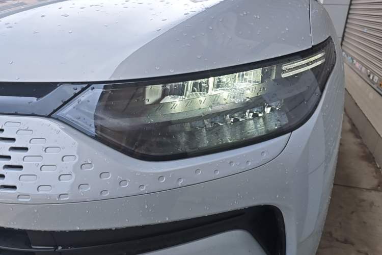 Used Leapmotor C11 2023 Extended-Range 285 Comfort Edition Left Front Headlight