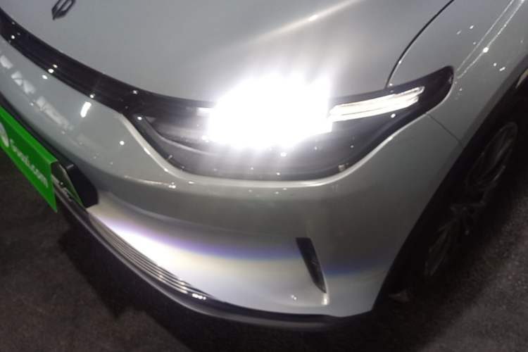 Used Leapmotor C11 2023 Pure Electric 500 Comfort Edition Left Front Headlight