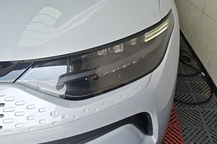 Used Leapmotor C11 2023 Range-Extended 180 Comfort Edition Left Front Headlight