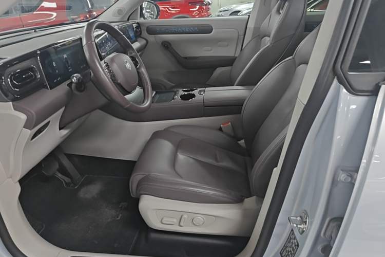 Used Leapmotor C11 2023 Pure Electric 500 Smart Edition Left Front Seat