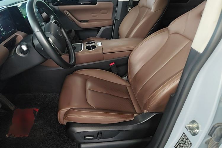 Used Leapmotor C11 2023 Range-Extended 180 Comfort Edition Left Front Seat