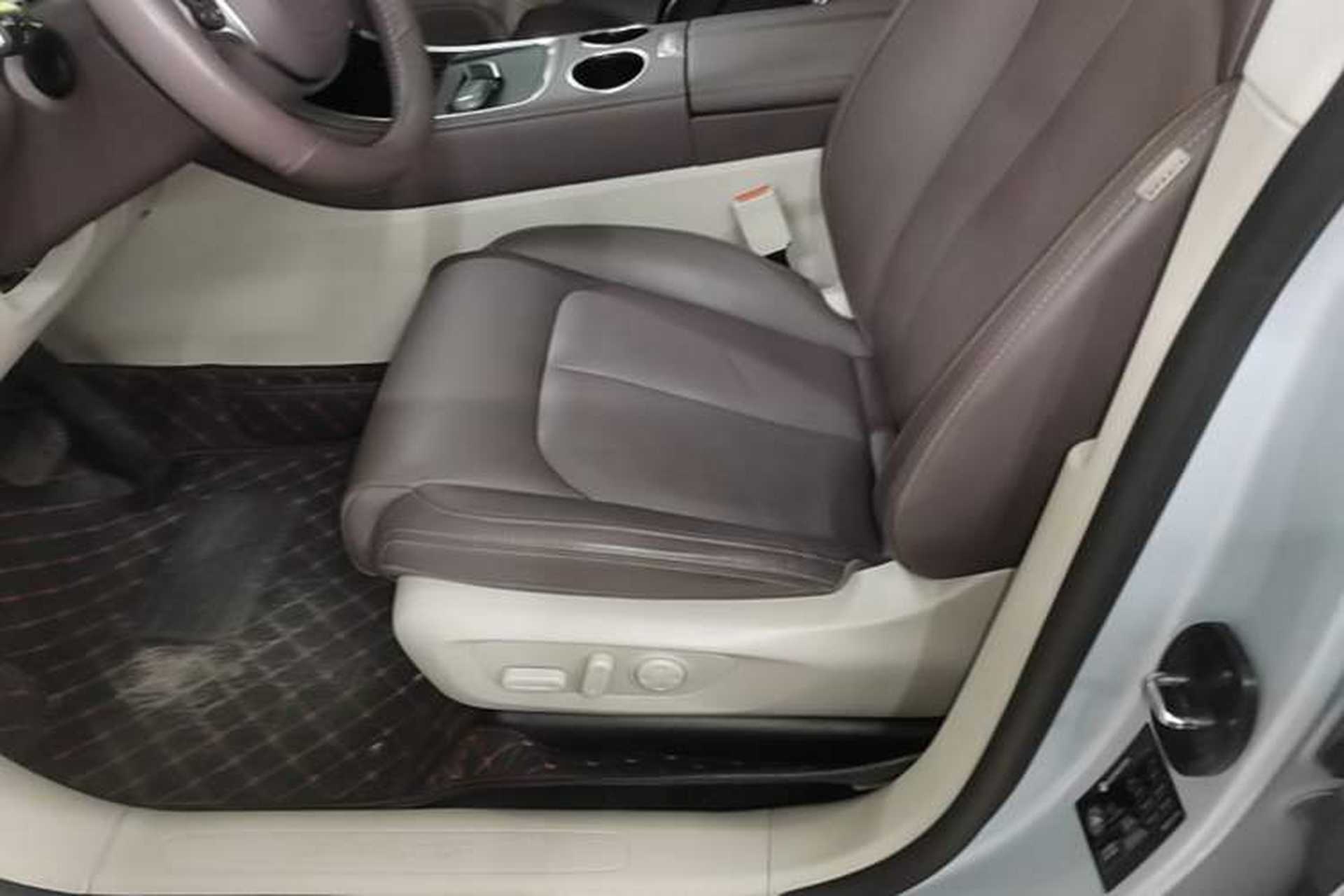 Used Leapmotor C11 2023 Range-Extended 200 Comfort Edition Left Front Seat