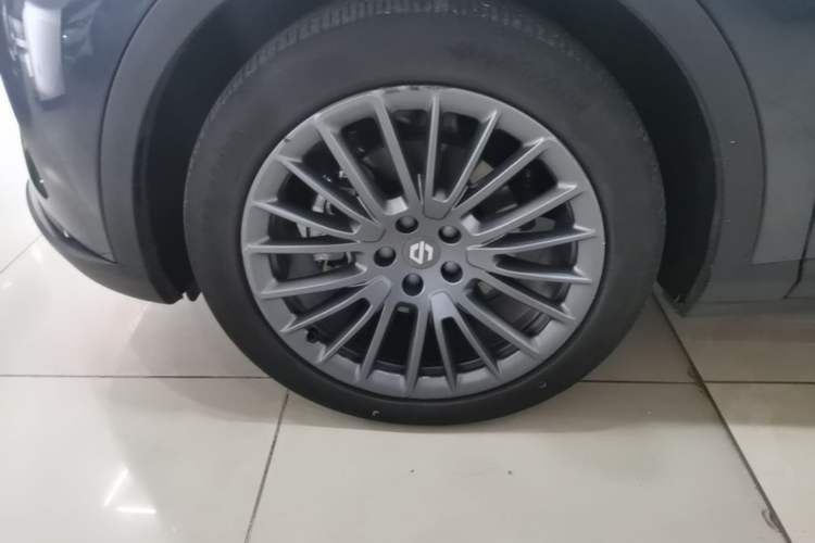 Used Leapmotor C11 2023 Range-Extended 200 Comfort Edition Left Front Wheel Hub