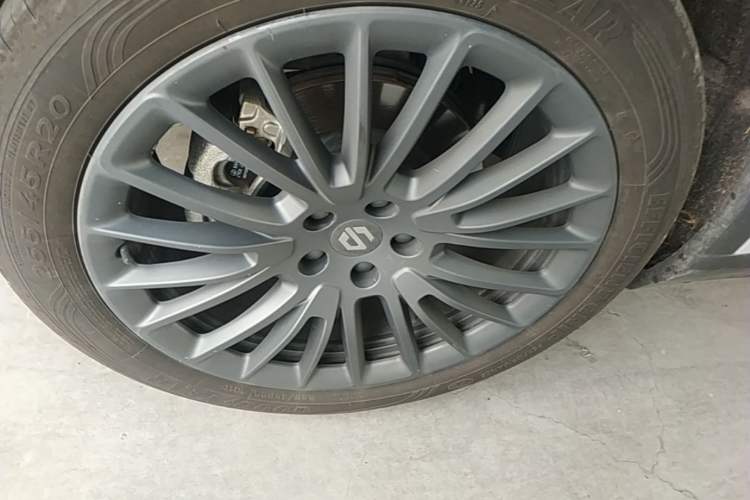 Used Leapmotor C11 2023 Range-Extended 300 Comfort Edition Left Front Wheel Hub