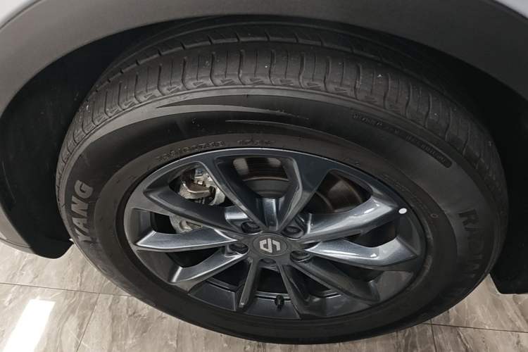 Used Leapmotor C11 2023 Range-Extended 300 Comfort Edition Left Front Wheel Hub