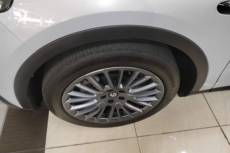 Used Leapmotor C11 2023 Range-Extended 200 Comfort Edition Left Front Wheel Hub