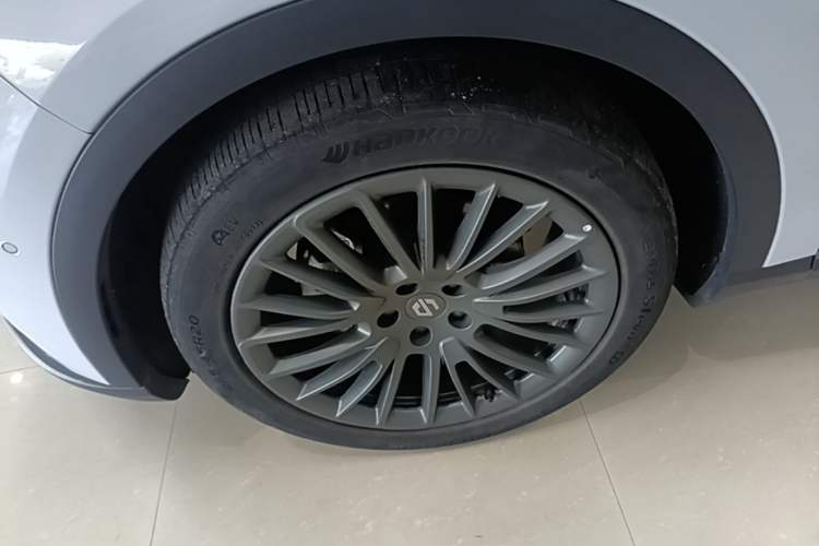 Used Leapmotor C11 2023 Range-Extended 285 Smart Enjoyment Edition Left Front Wheel Hub
