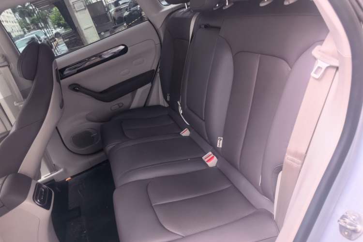 Used Leapmotor C11 2023 Range-Extended 200 Comfort Edition Left Rear Seat