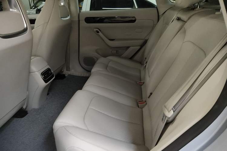 Used Leapmotor C11 2023 Extended-Range 285 Comfort Edition Left Rear Seat