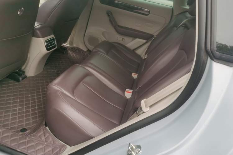Used Leapmotor C11 2023 Pure Electric 500 Comfort Edition Left Rear Seat