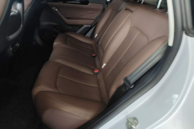 Used Leapmotor C11 2023 Range-Extended 180 Comfort Edition Left Rear Seat