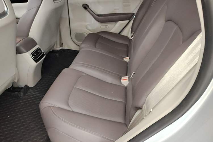 Used Leapmotor C11 2023 Pure Electric 500 Comfort Edition Left Rear Seat