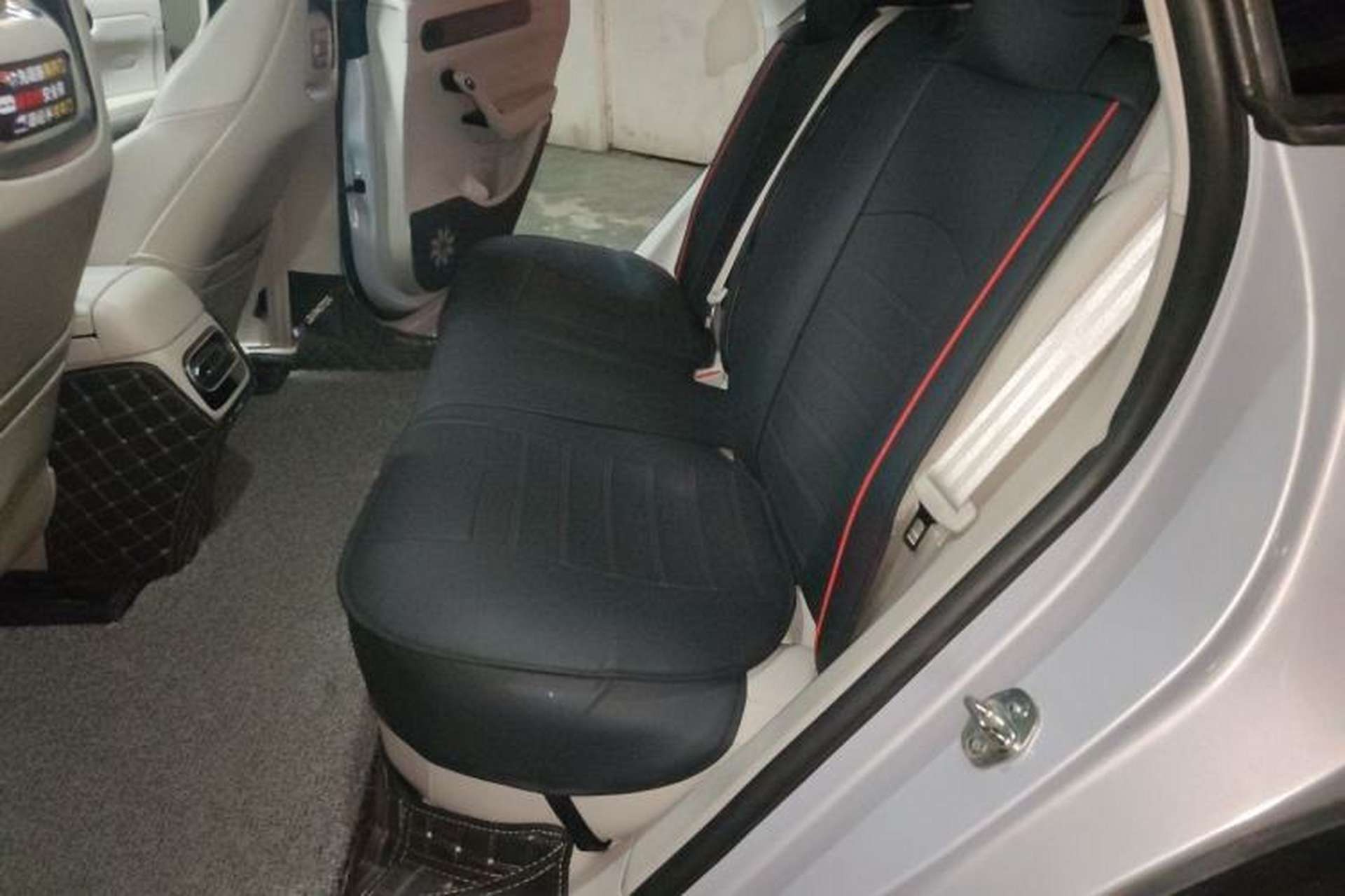 Used Leapmotor C11 2023 Extended-Range 285 Comfort Edition Left Rear Seat