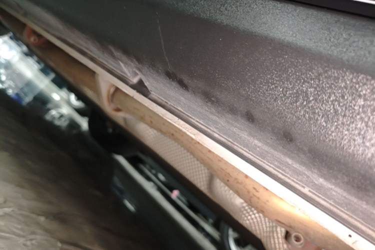 Used Leapmotor C11 2023 Range-Extended 300 Comfort Edition Left Side Sill