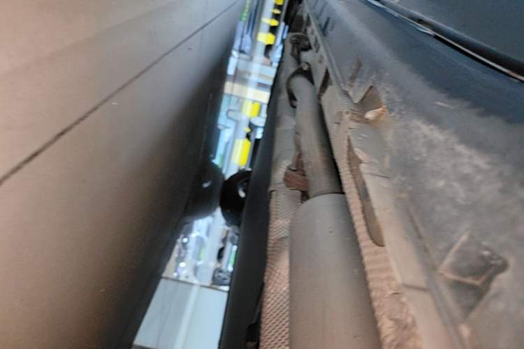 Used Leapmotor C11 2023 Range-Extended 180 Comfort Edition Left Side Sill
