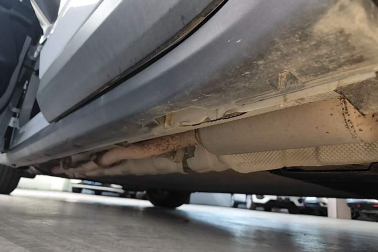 Used Leapmotor C11 2023 Range-Extended 180 Comfort Edition Left Side Sill