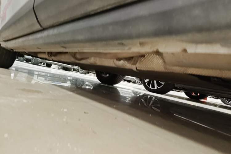 Used Leapmotor C11 2023 Range-Extended 200 Comfort Edition Left Side Sill