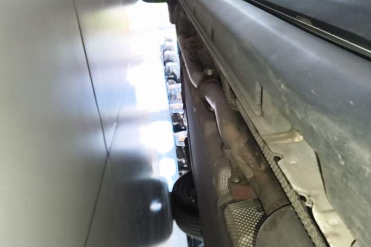 Used Leapmotor C11 2023 Range-Extended 180 Comfort Edition Left Side Sill