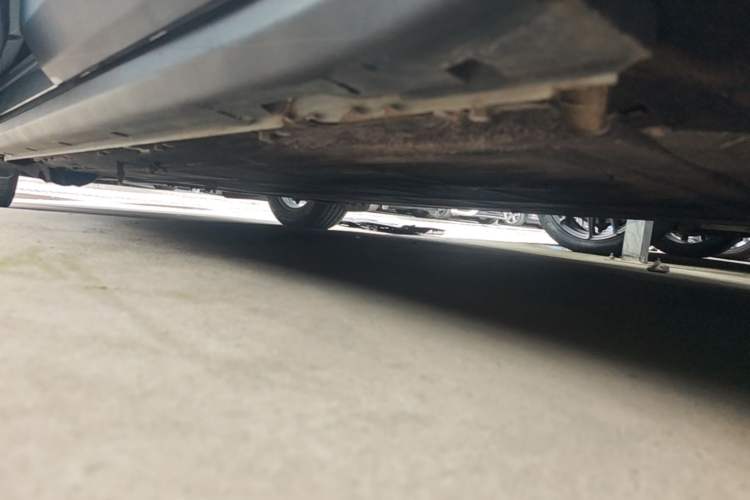Used Leapmotor C11 2023 Pure Electric 500 Comfort Edition Left Side Sill