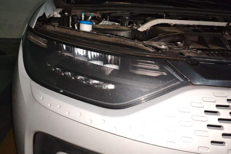 Used Leapmotor C11 2023 Range-Extended 180 Comfort Edition Right Front Headlight
