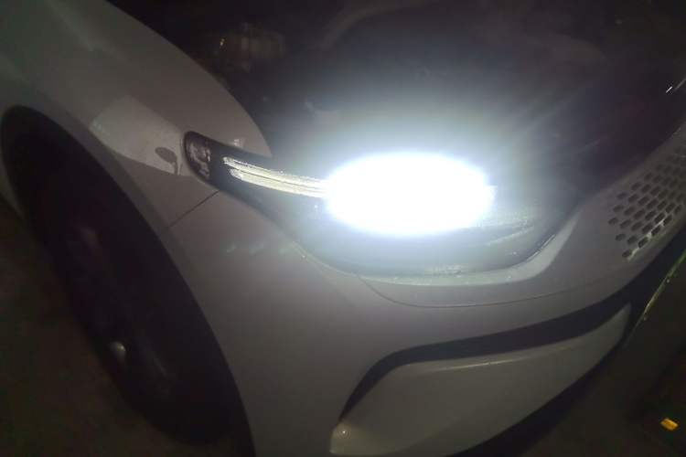 Used Leapmotor C11 2023 Range-Extended 180 Comfort Edition Right Front Headlight