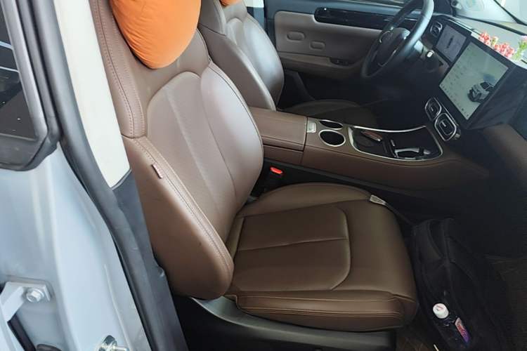 Used Leapmotor C11 2023 Range-Extended 180 Comfort Edition Right Front Seat