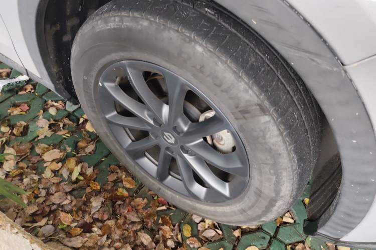 Used Leapmotor C11 2023 Range-Extended 180 Comfort Edition Right Front Wheel Hub