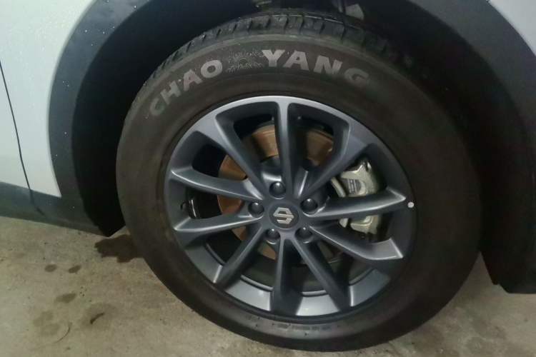 Used Leapmotor C11 2023 Range-Extended 180 Comfort Edition Right Front Wheel Hub