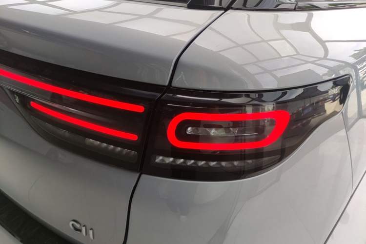 Used Leapmotor C11 2023 Pure Electric 500 Comfort Edition Right Rear Taillight