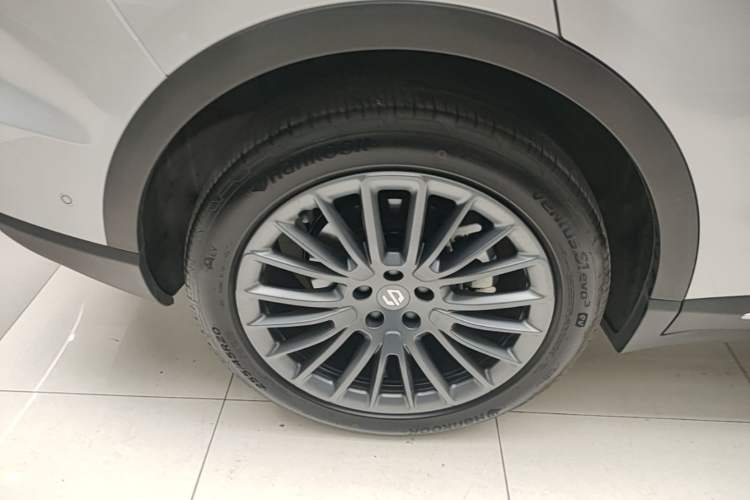 Used Leapmotor C11 2023 Range-Extended 300 Smart Enjoyment Edition Right Rear Wheel Hub