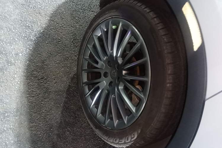 Used Leapmotor C11 2023 Pure Electric 500 Comfort Edition Right Rear Wheel Hub