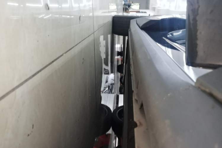 Used Leapmotor C11 2023 Range-Extended 200 Comfort Edition Right Side Sill