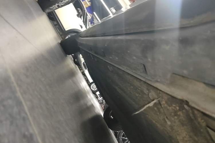 Used Leapmotor C11 2023 Pure Electric 500 Comfort Edition Right Side Sill
