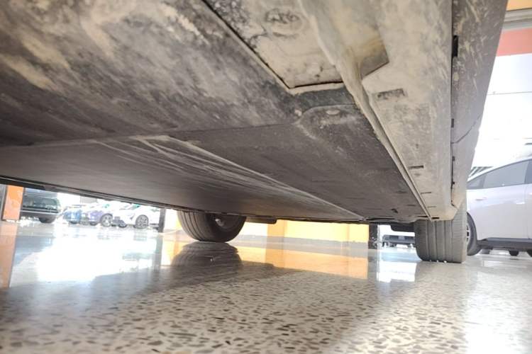 Used Leapmotor C11 2023 Range-Extended 300 Comfort Edition Right Side Sill