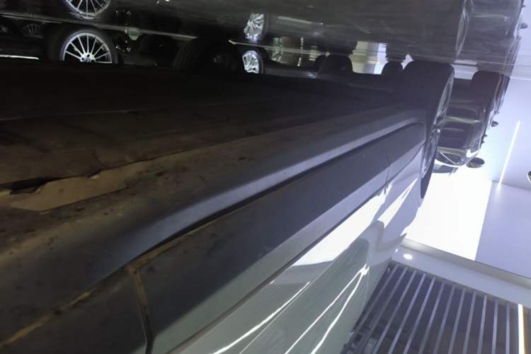 Used Leapmotor C11 2023 Range-Extended 300 Comfort Edition Right Side Sill