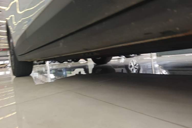 Used Leapmotor C11 2023 Pure Electric 500 Comfort Edition Right Side Sill