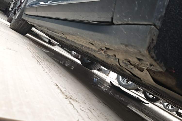Used Leapmotor C11 2023 Range-Extended 285 Smart Enjoyment Edition Right Side Sill