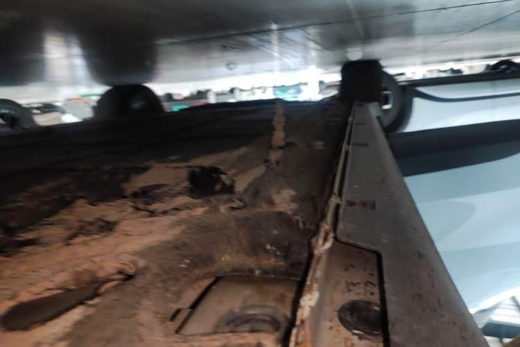 Used Leapmotor C11 2023 Pure Electric 500 Comfort Edition Right Side Sill