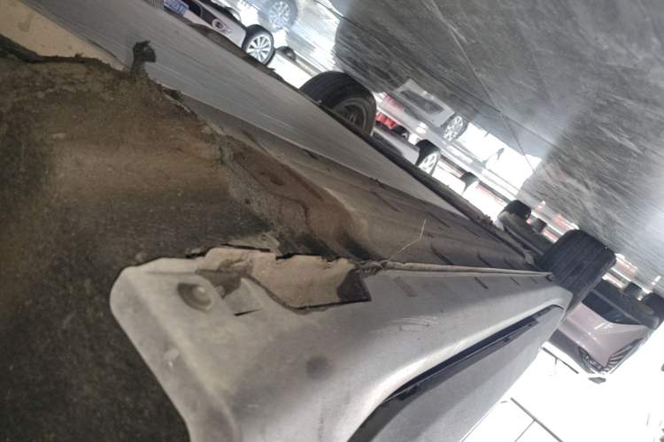 Used Leapmotor C11 2023 Range-Extended 300 Comfort Edition Right Side Sill