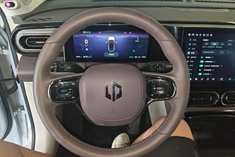 Used Leapmotor C11 2023 Pure Electric 500 Smart Edition Steering Wheel