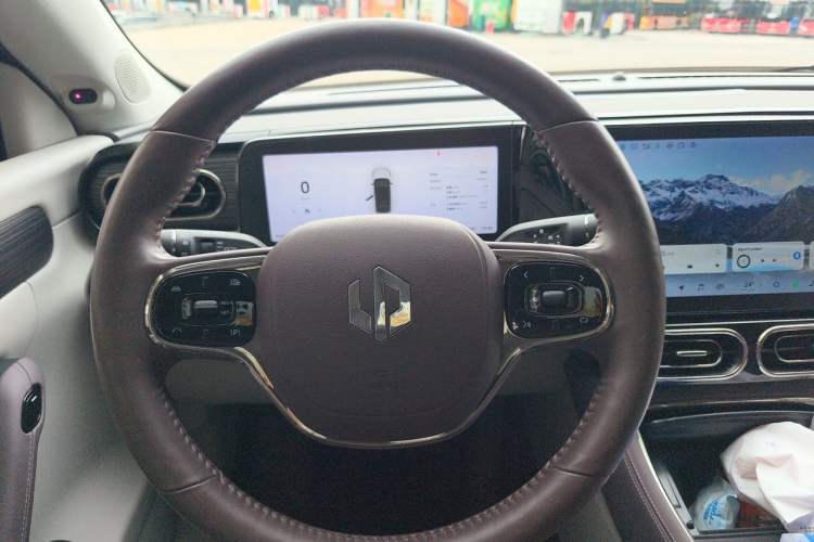 Used Leapmotor C11 2023 Pure Electric 650 ZhiXiang Edition Steering Wheel
