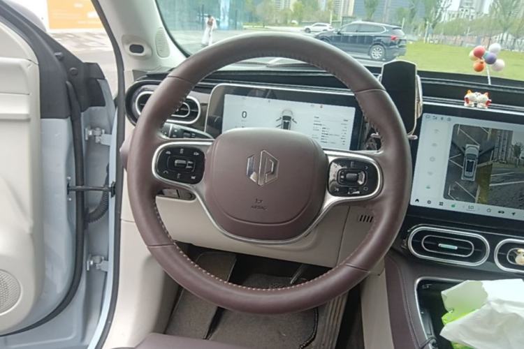 Used Leapmotor C11 2023 Range-Extended 180 Comfort Edition Steering Wheel