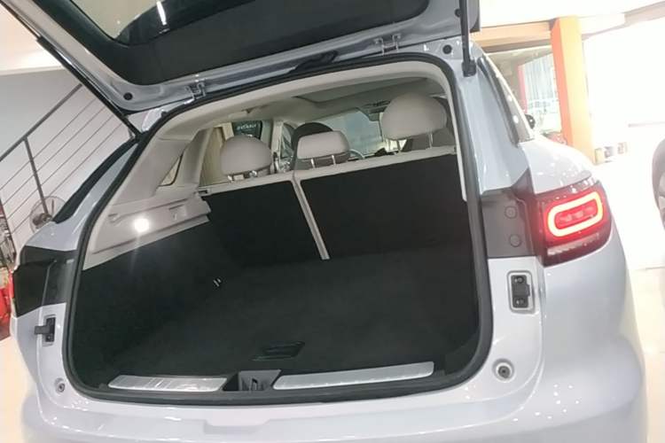Used Leapmotor C11 2023 Range-Extended 180 Comfort Edition Trunk
