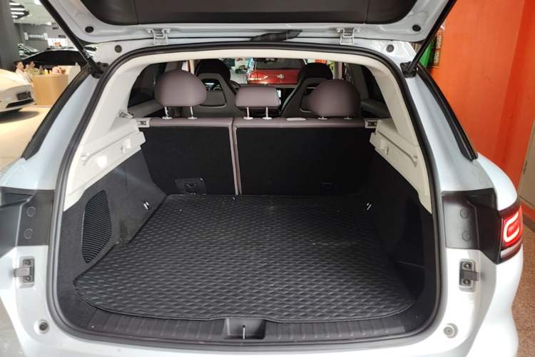 Used Leapmotor C11 2023 Pure Electric 500 Comfort Edition Trunk