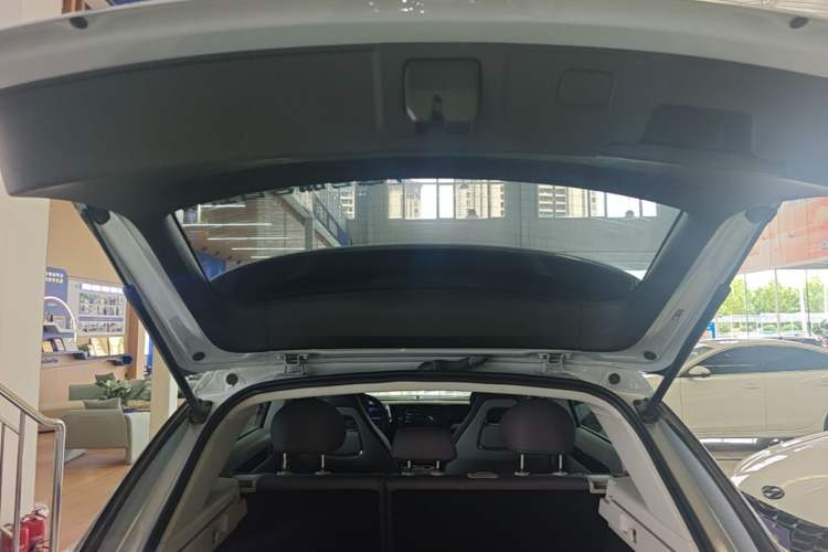 Used Leapmotor C11 2023 Pure Electric 500 Comfort Edition Trunk