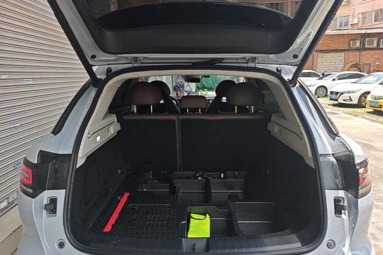 Used Leapmotor C11 2023 Extended-Range 285 Comfort Edition Trunk