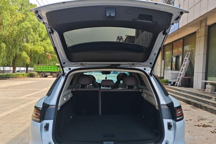 Used Leapmotor C11 2023 Extended-Range 285 Comfort Edition Trunk